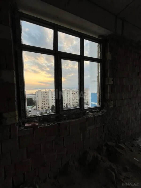 Satılır 2 otaqlı mənzil 74 m²