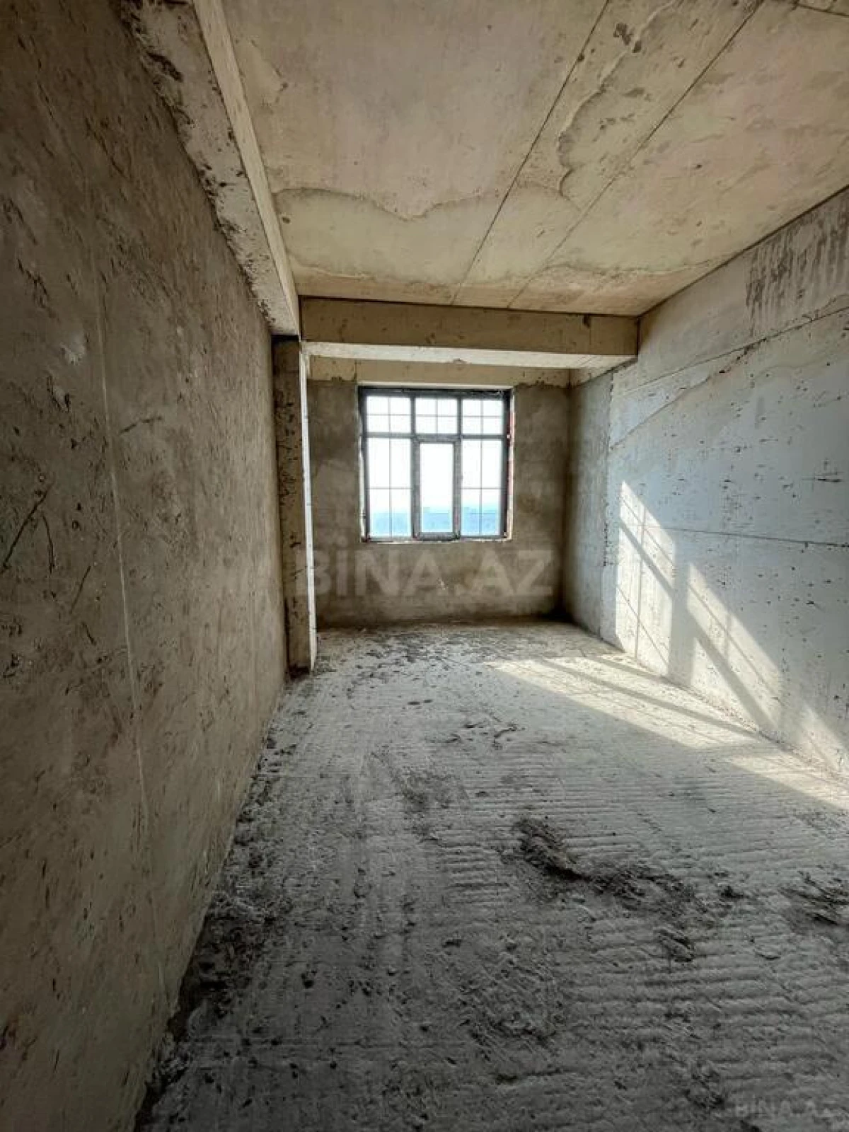 Satılır 2 otaqlı mənzil 74 m²