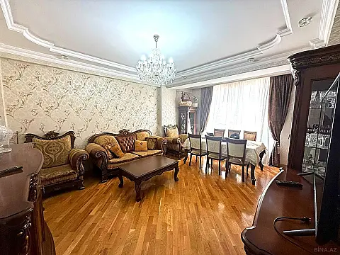 Satılır 3 otaqlı mənzil 106 m²
