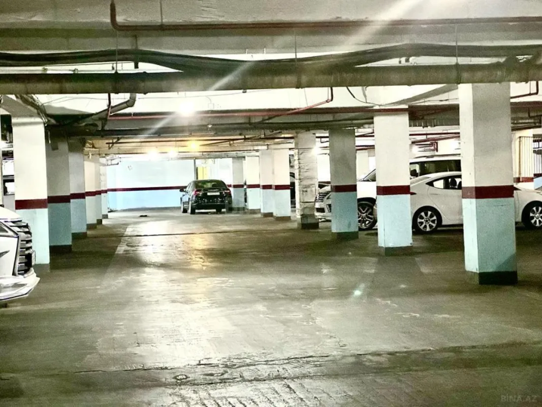 Satılır 3 otaqlı mənzil 106 m²