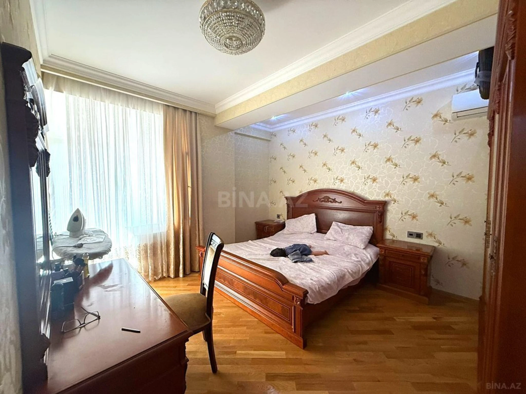 Satılır 3 otaqlı mənzil 106 m²