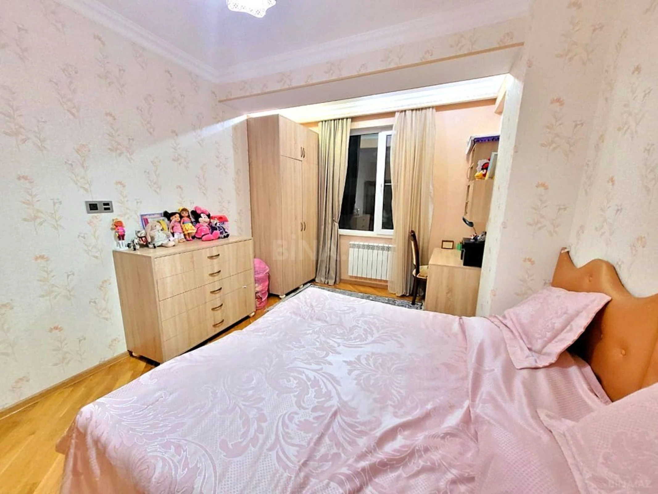 Satılır 3 otaqlı mənzil 106 m²