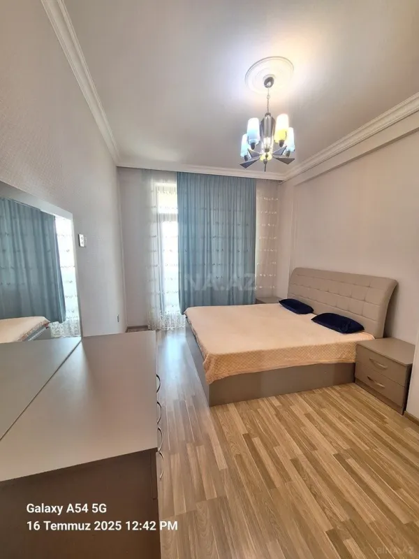 Satılır 3 otaqlı mənzil 100 m²