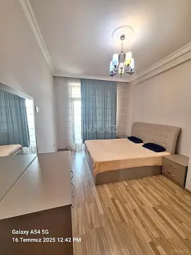 Satılır 3 otaqlı mənzil 100 m²