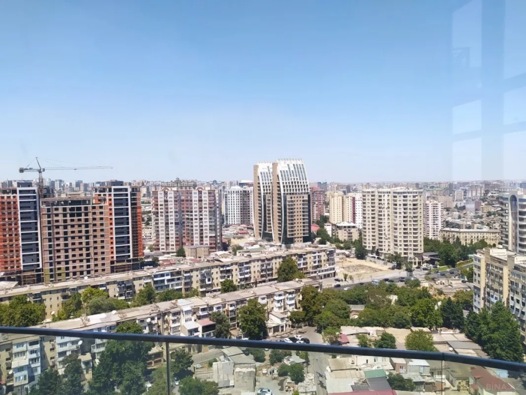 Kirayə verilir 15 otaqlı ofis 800 m²