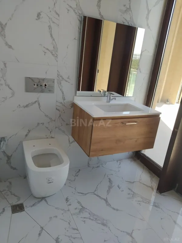 Kirayə verilir 15 otaqlı ofis 800 m²