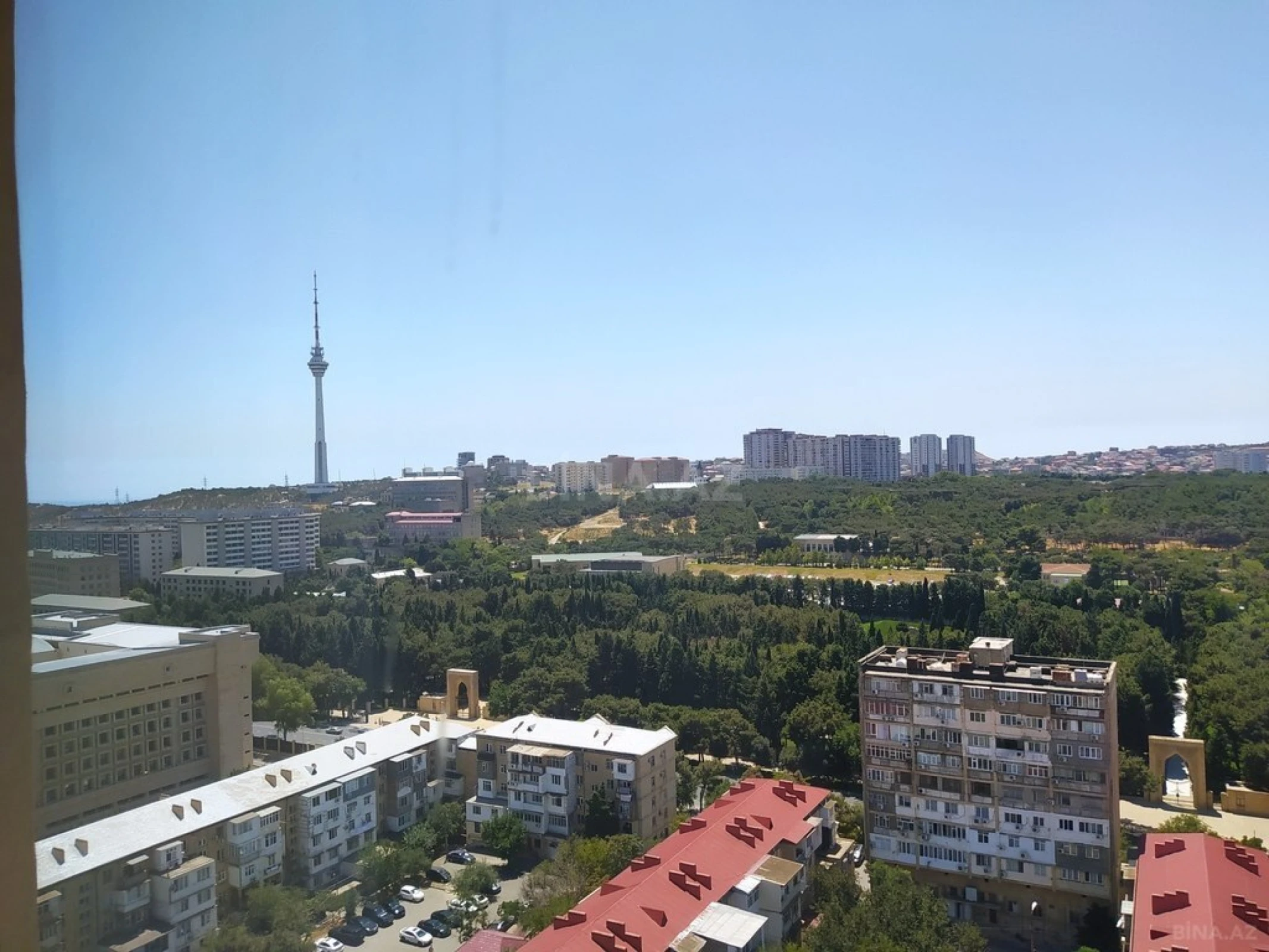 Kirayə verilir 15 otaqlı ofis 800 m²