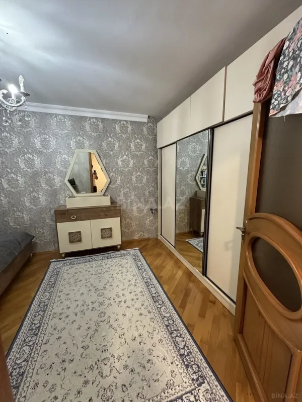 Satılır 3 otaqlı mənzil 90 m²