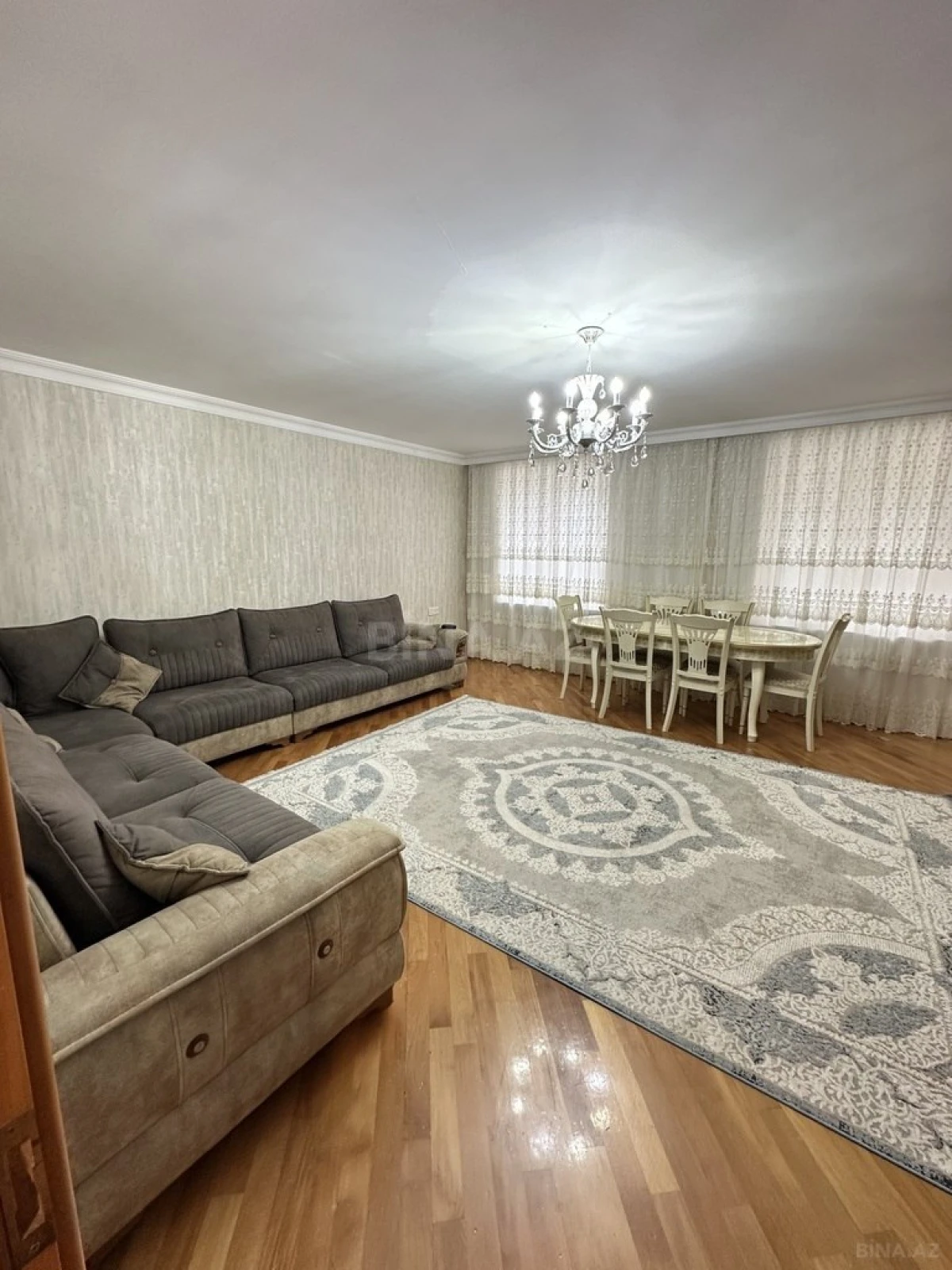 Satılır 3 otaqlı mənzil 90 m²