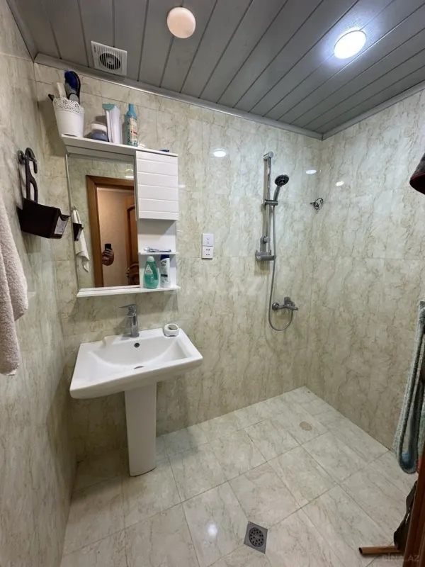 Satılır 3 otaqlı mənzil 90 m²