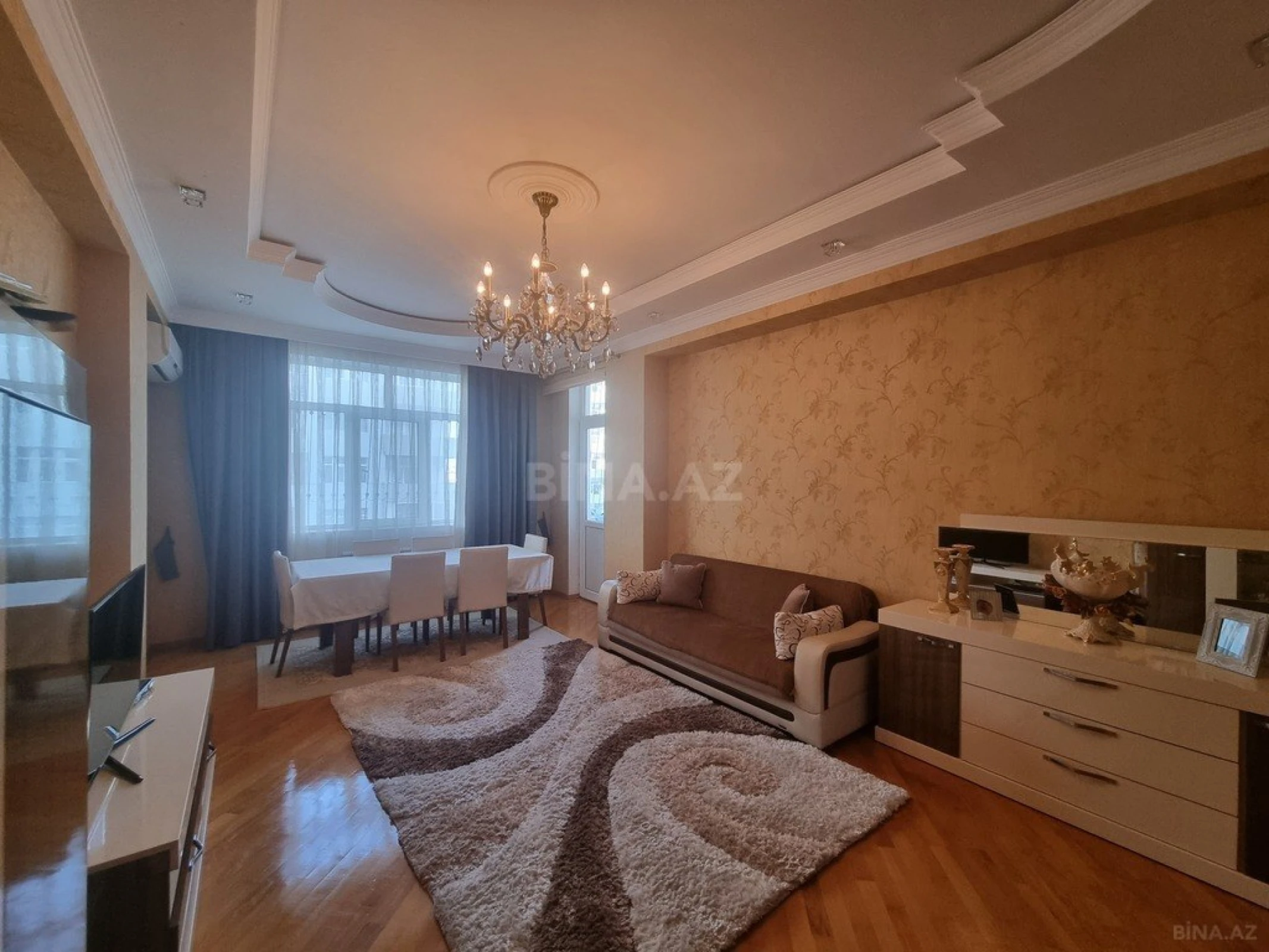 Satılır 2 otaqlı mənzil 125 m²