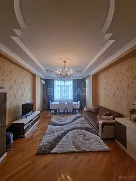 Satılır 2 otaqlı mənzil 125 m²