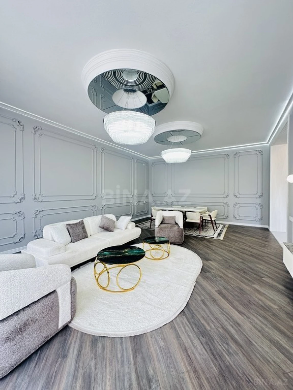 Satılır 5 otaqlı həyət evi 220 m²