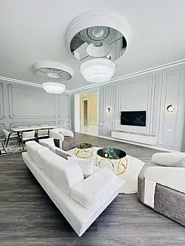 Satılır 5 otaqlı həyət evi 220 m²