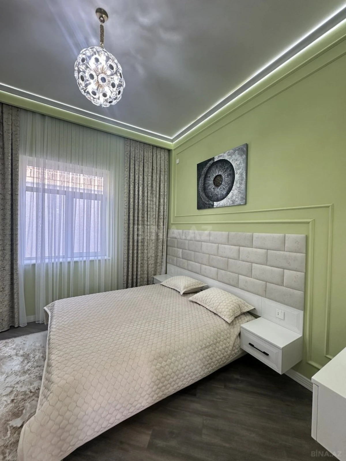 Satılır 5 otaqlı həyət evi 220 m²