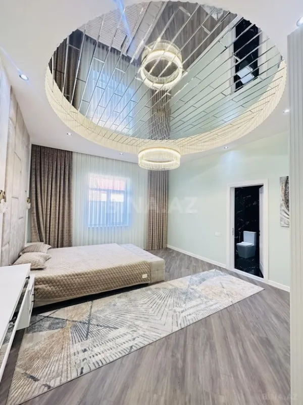 Satılır 5 otaqlı həyət evi 220 m²