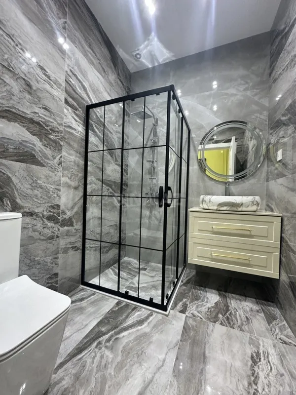 Satılır 5 otaqlı həyət evi 220 m²