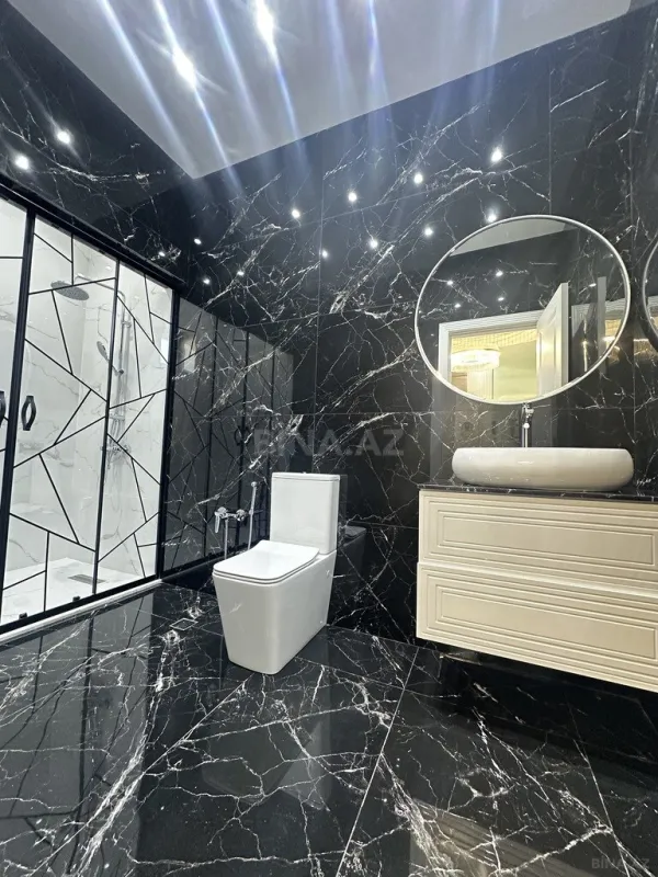 Satılır 5 otaqlı həyət evi 220 m²