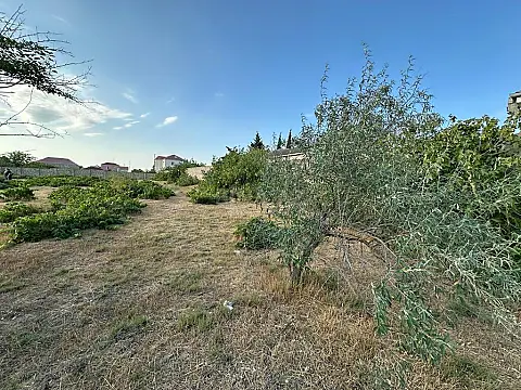 Satılır torpaq sahəsi 12 m²