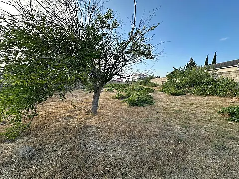 Satılır torpaq sahəsi 12 m²