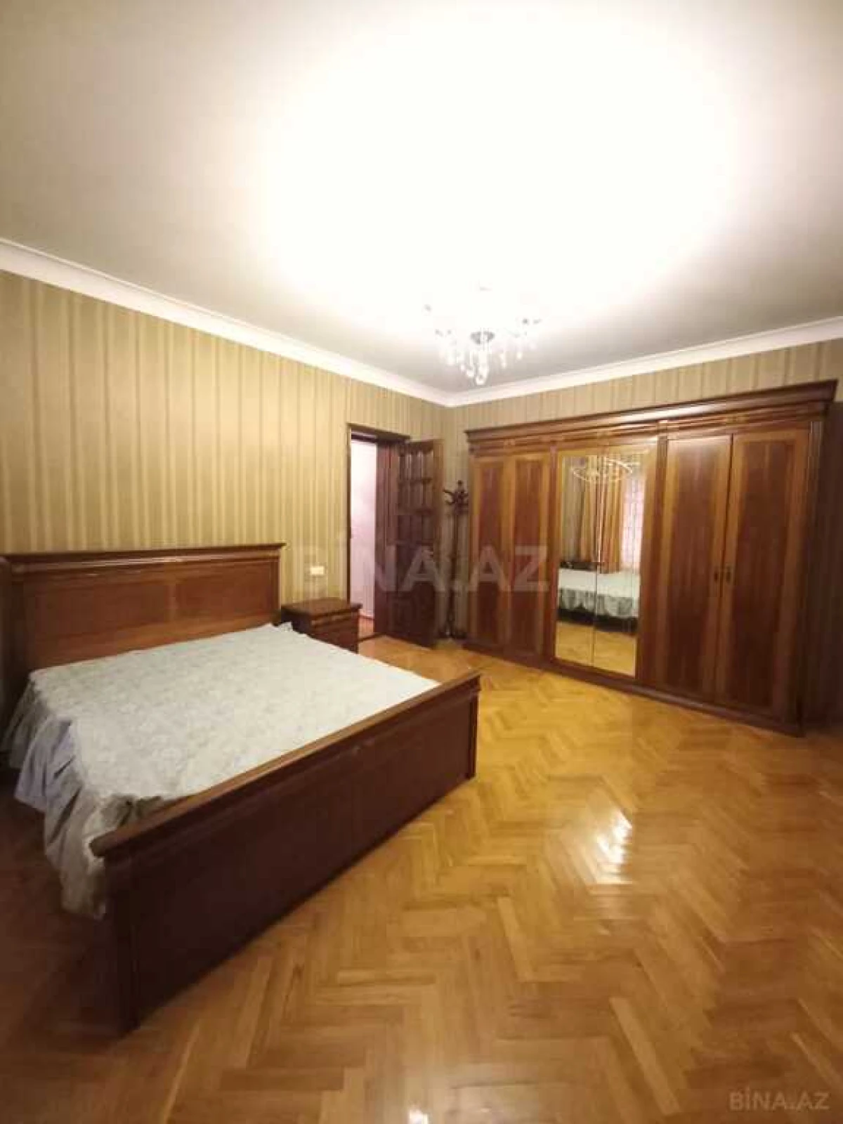 Satılır 5 otaqlı həyət evi 150 m²