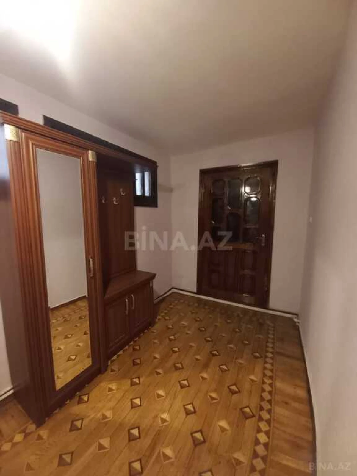 Satılır 5 otaqlı həyət evi 150 m²
