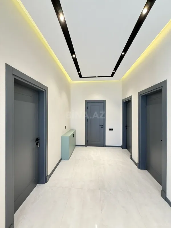Satılır 4 otaqlı həyət evi 160 m²