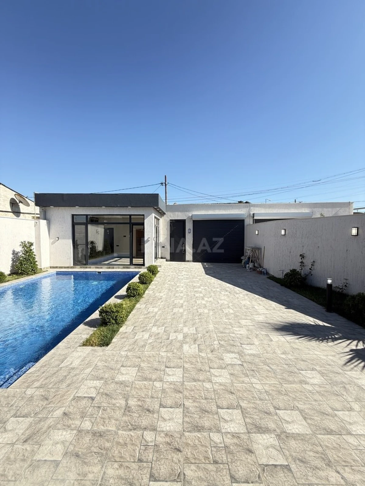 Satılır 4 otaqlı həyət evi 160 m²