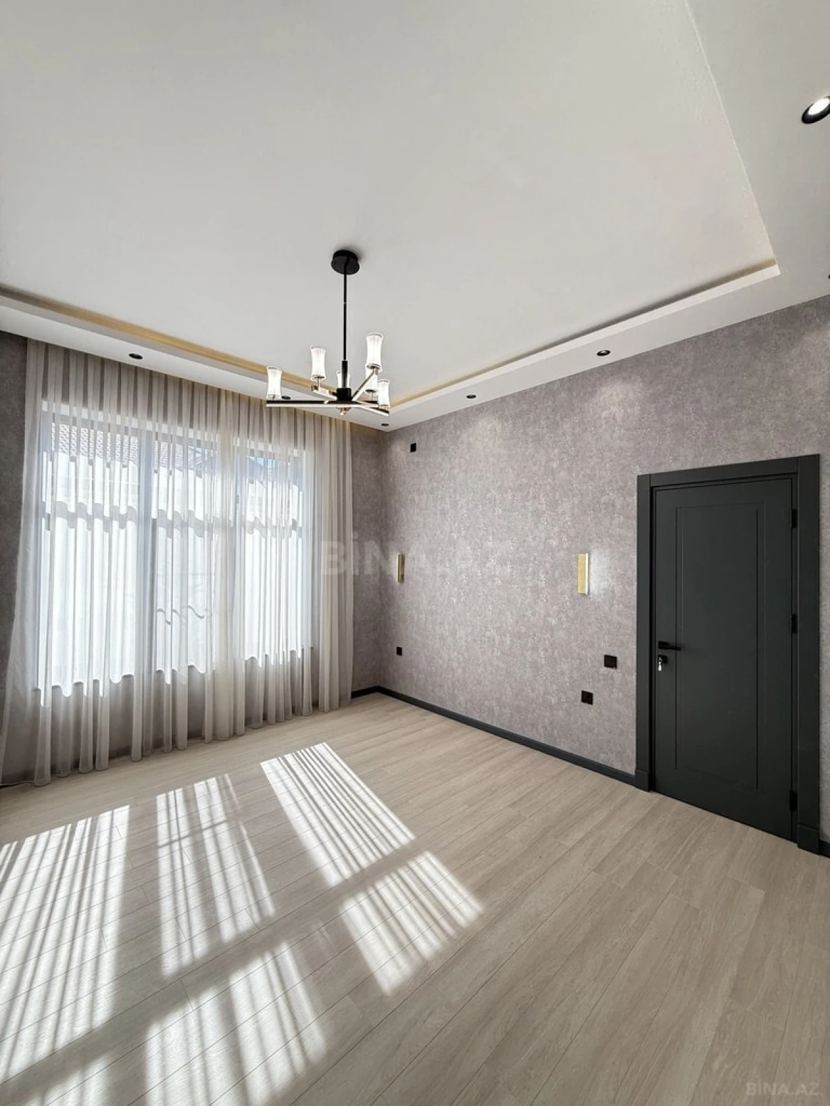 Satılır 4 otaqlı həyət evi 160 m²