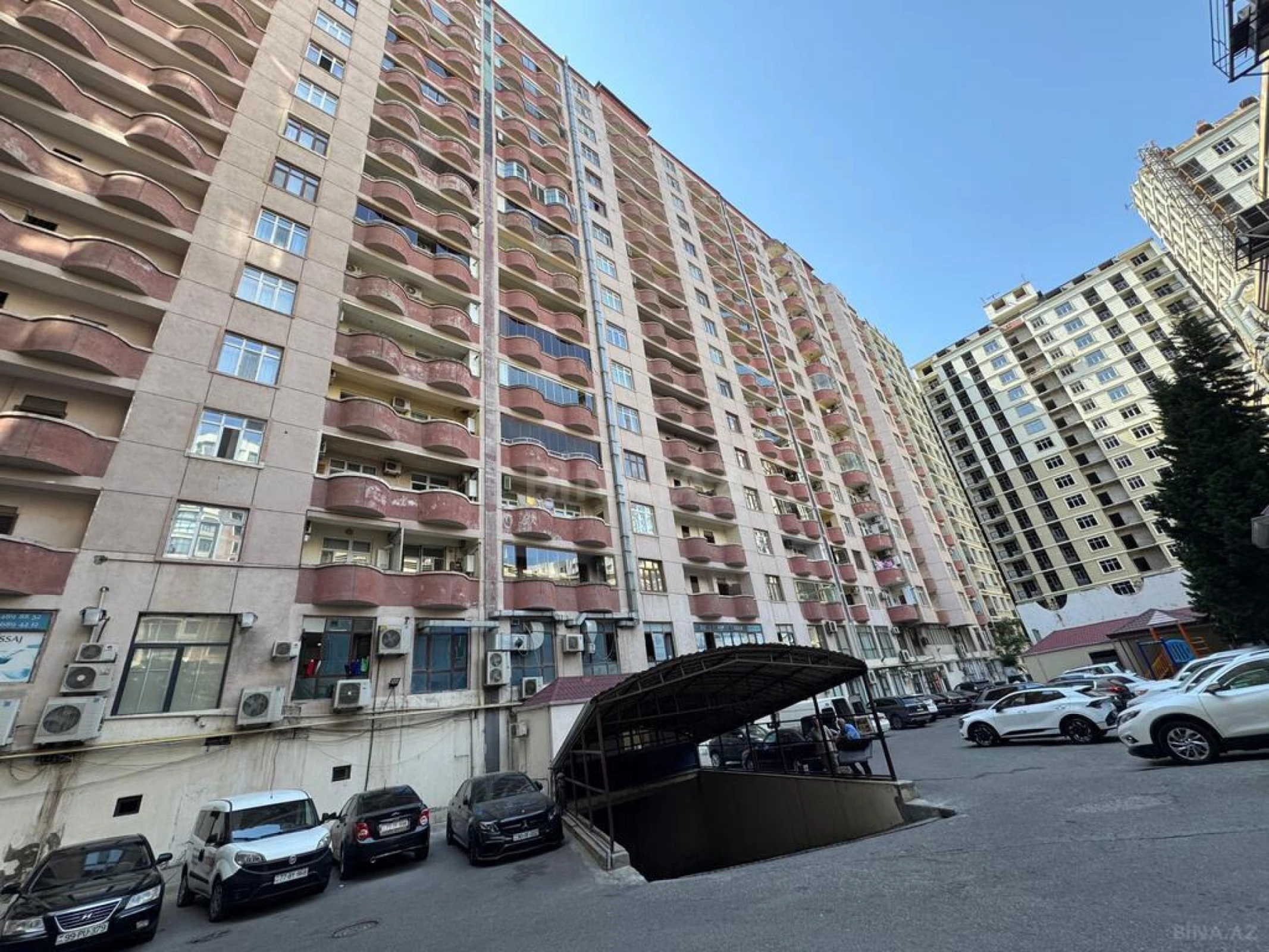 Satılır 3 otaqlı mənzil 100 m²