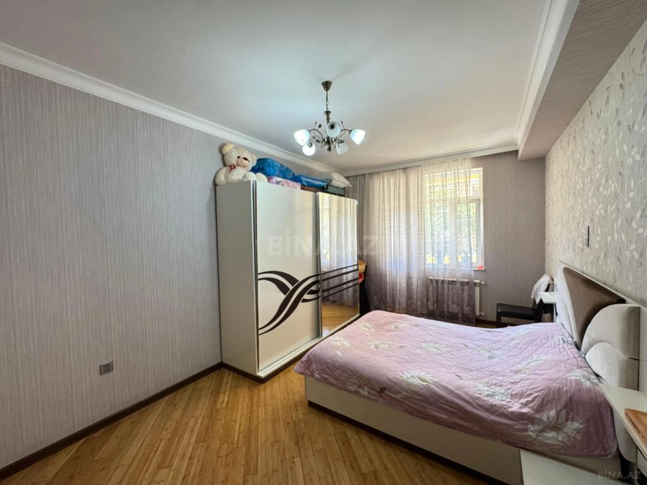 Satılır 3 otaqlı mənzil 100 m²
