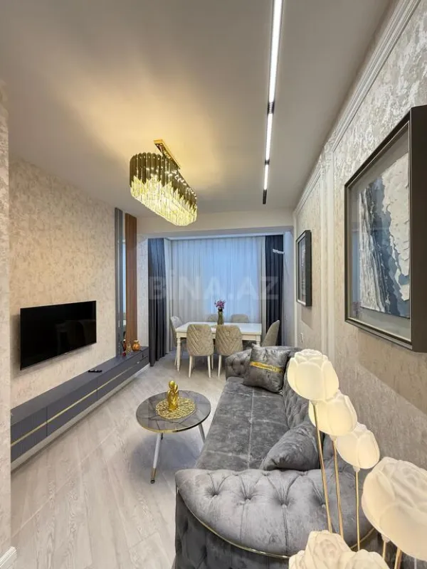Satılır 3 otaqlı mənzil 83 m²