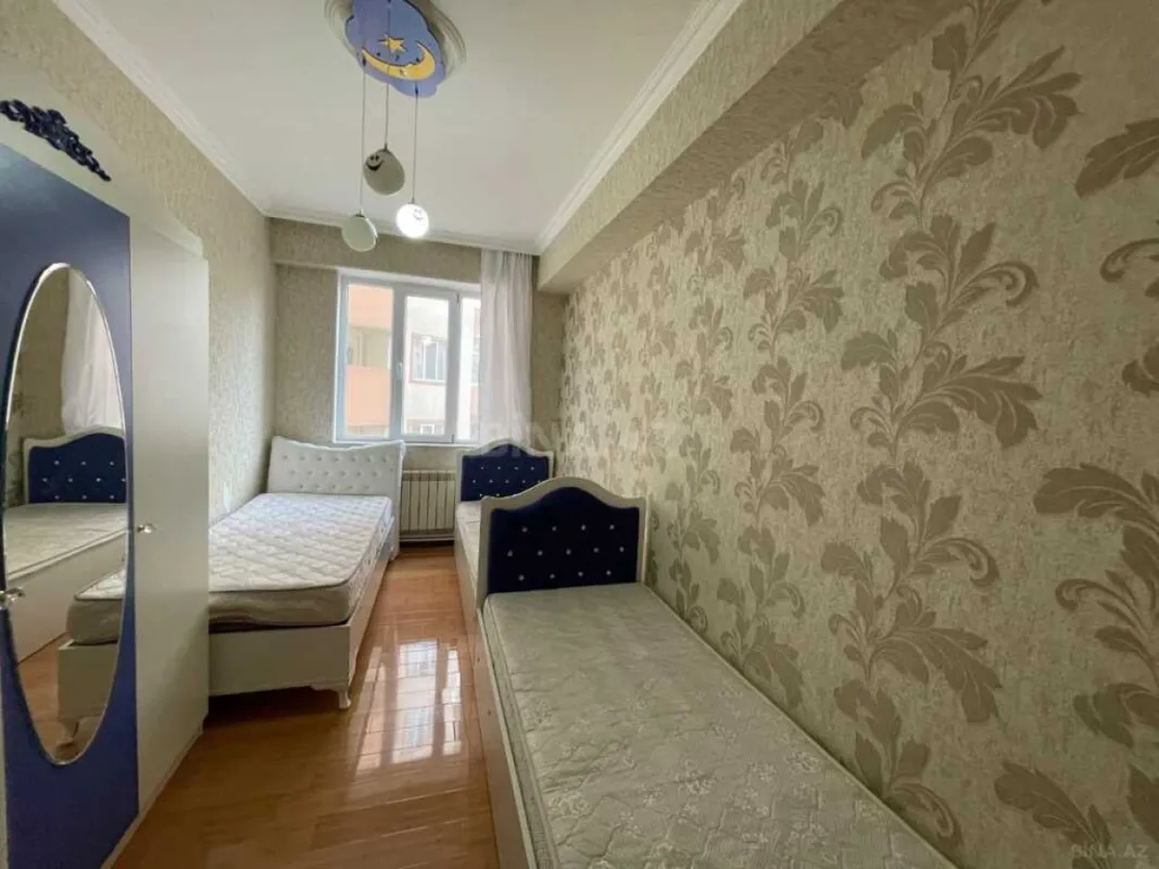 Satılır 3 otaqlı mənzil 95 m²