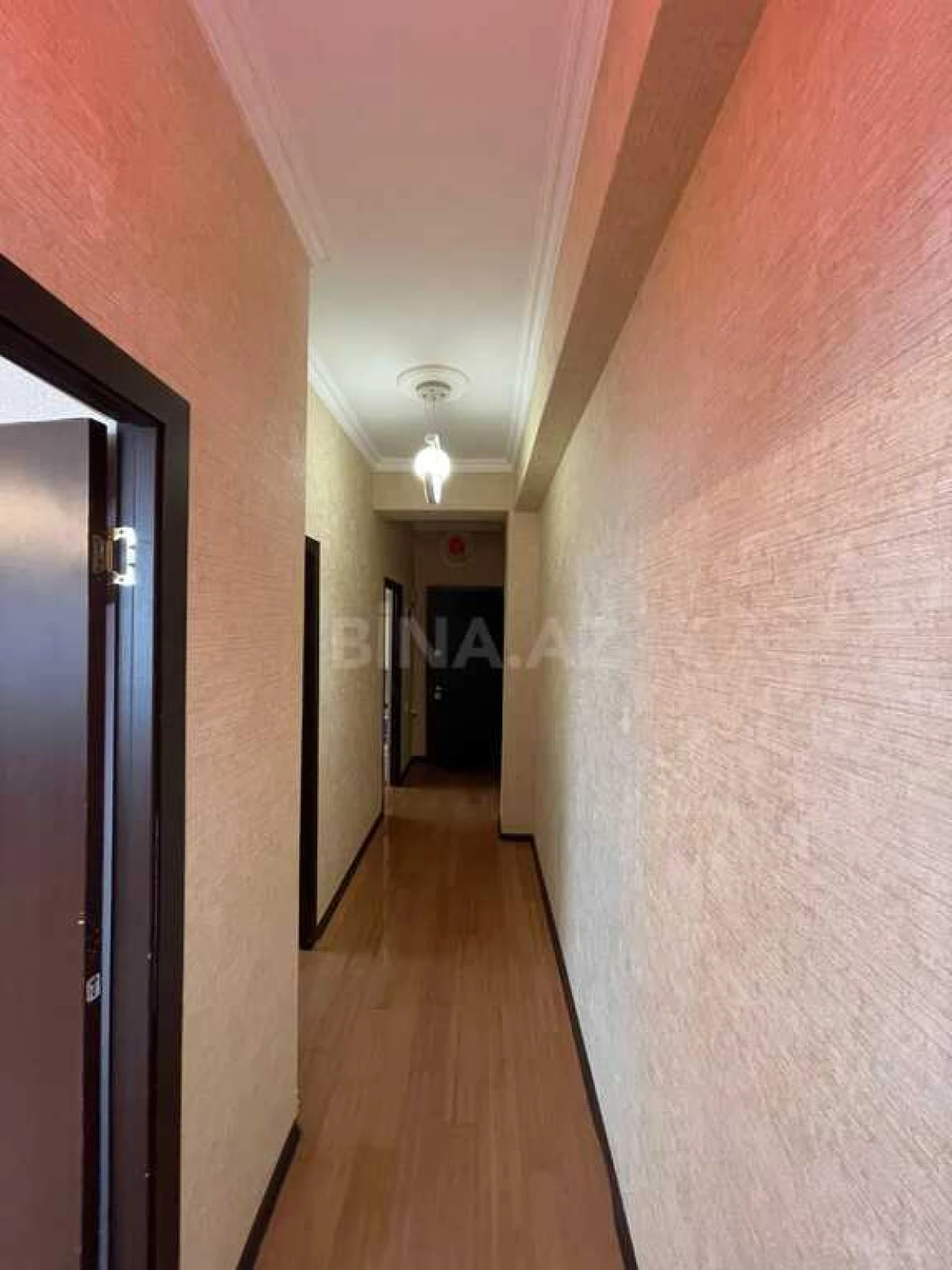 Satılır 3 otaqlı mənzil 95 m²
