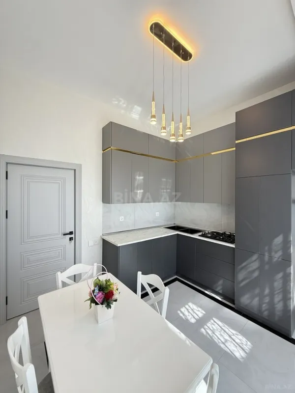 Satılır 4 otaqlı həyət evi 160 m²