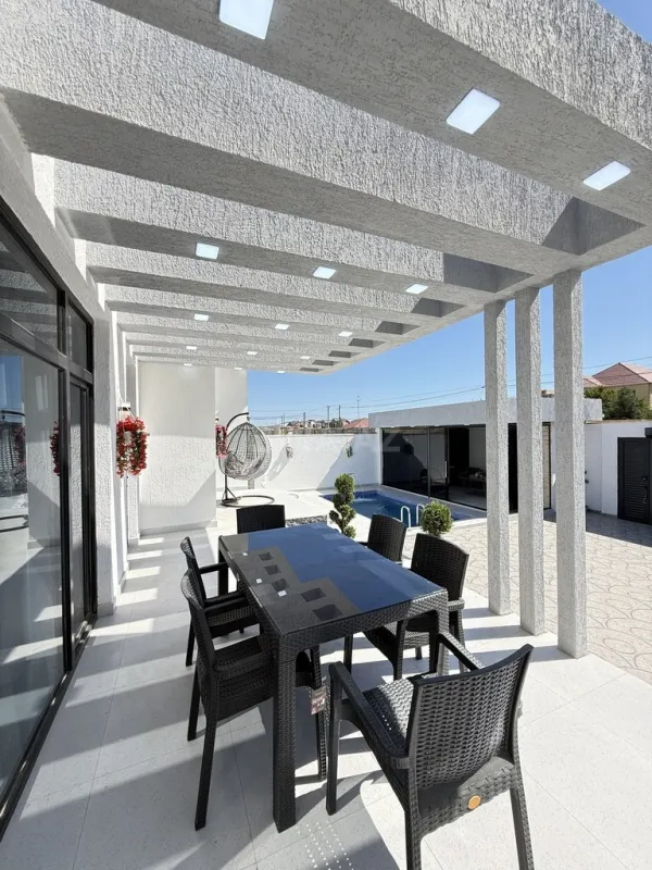 Satılır 4 otaqlı həyət evi 160 m²