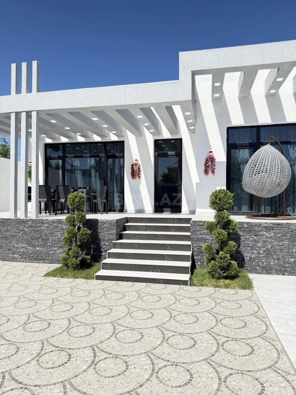 Satılır 4 otaqlı həyət evi 160 m²