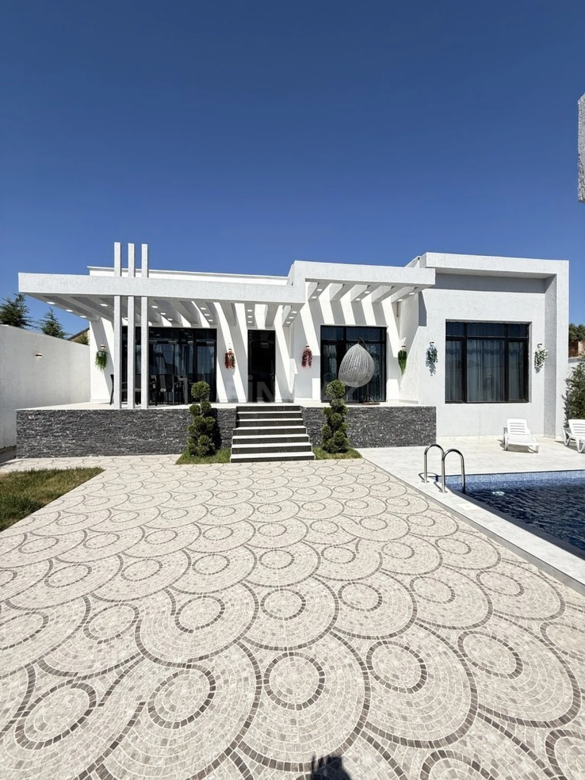 Satılır 4 otaqlı həyət evi 160 m²