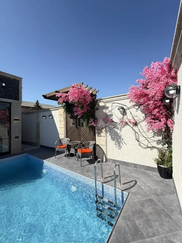 Satılır 4 otaqlı həyət evi 135 m²