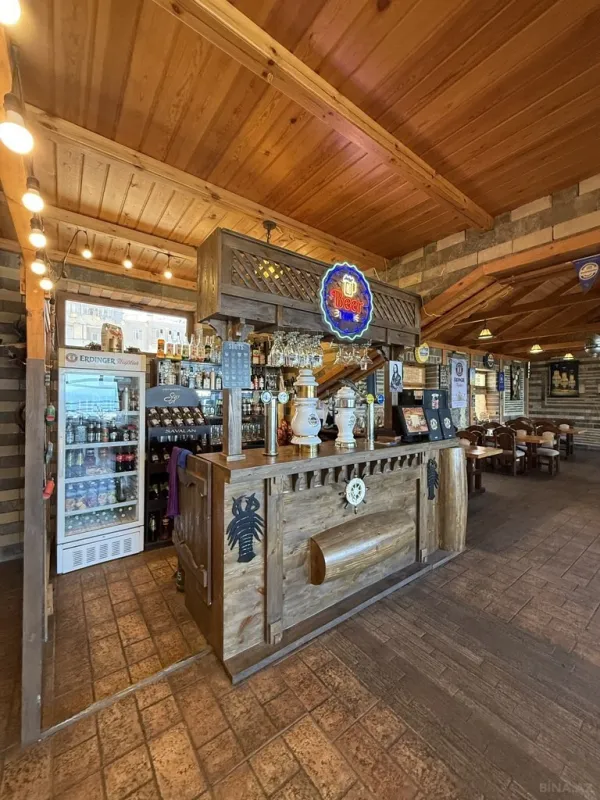 Satılır obyekt 1200 m²