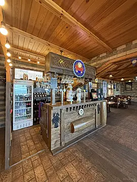 Satılır obyekt 1200 m²