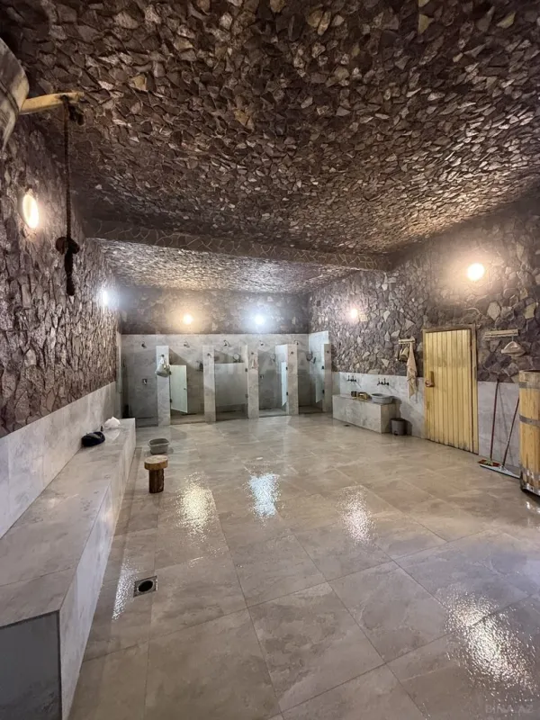 Satılır obyekt 1200 m²