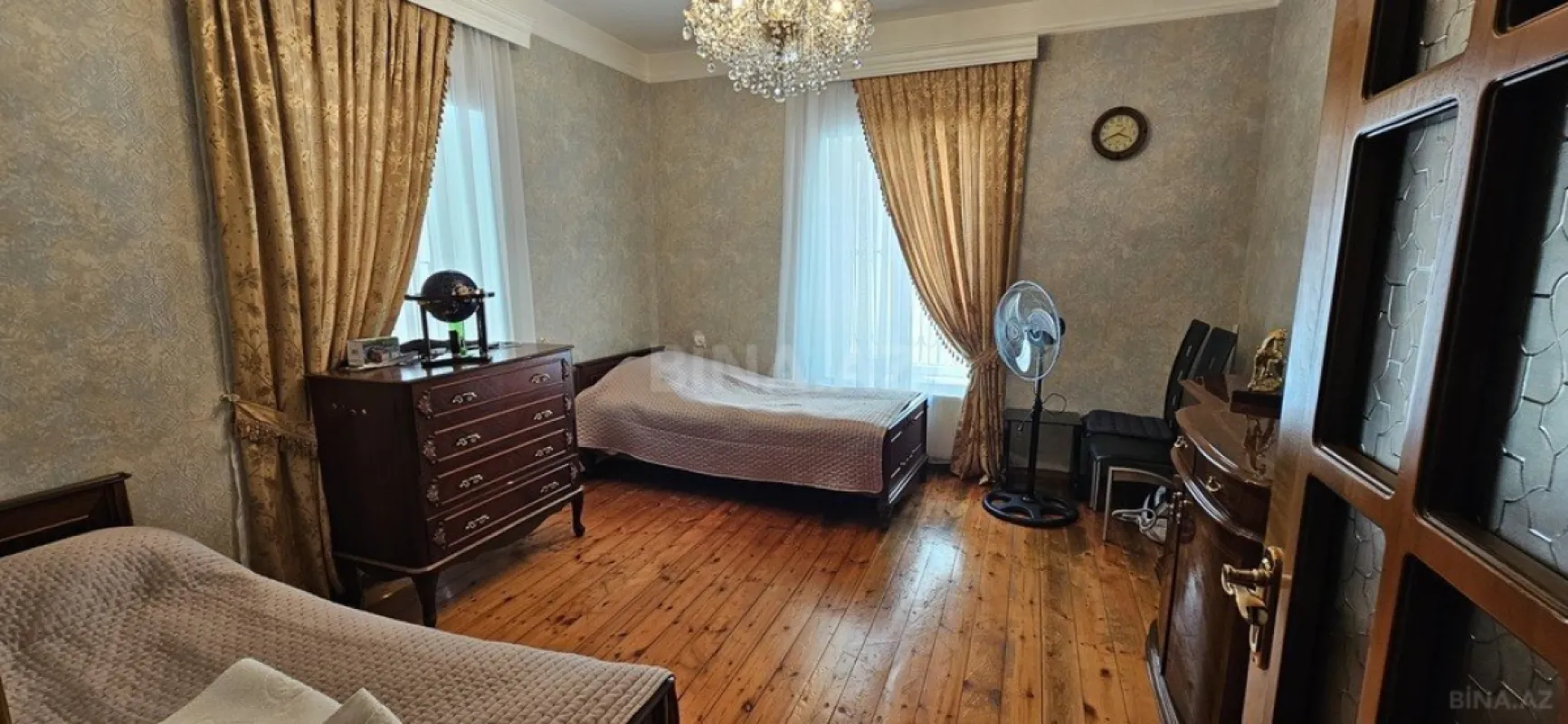 Satılır 7 otaqlı həyət evi 390 m²