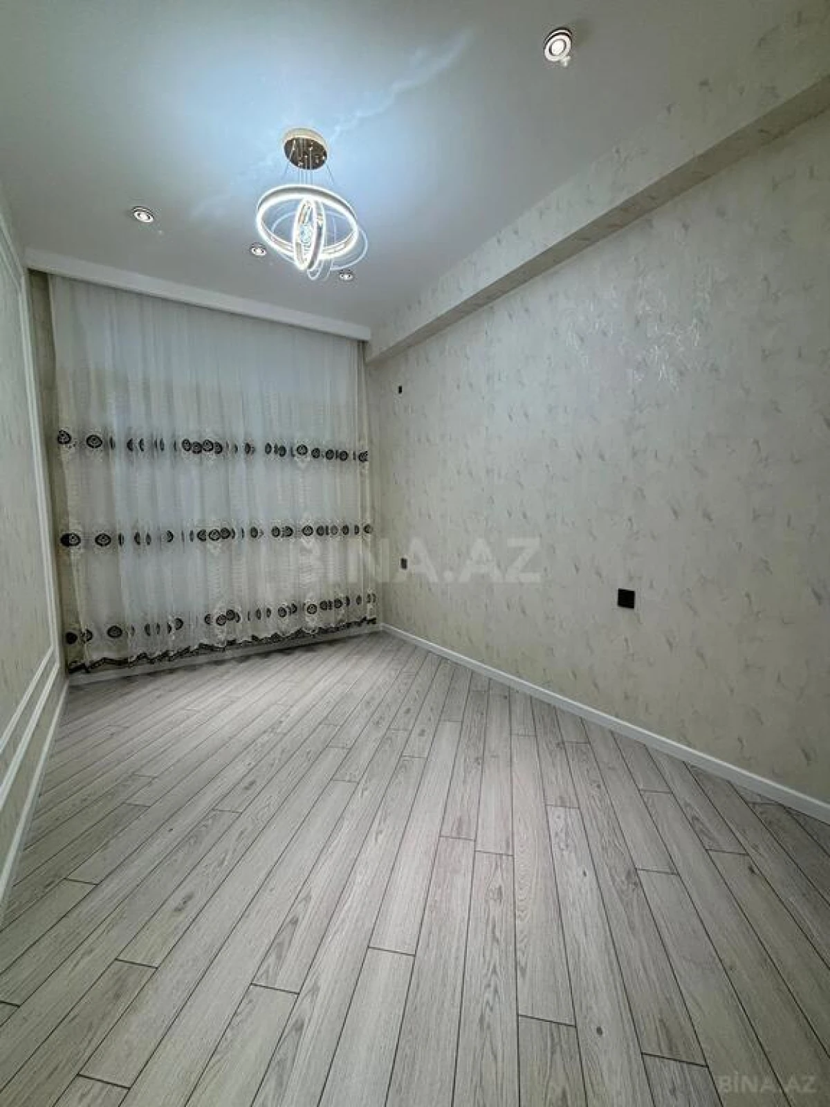 Satılır 2 otaqlı mənzil 50 m²