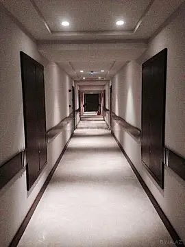 Satılır 5 otaqlı mənzil 315 m²