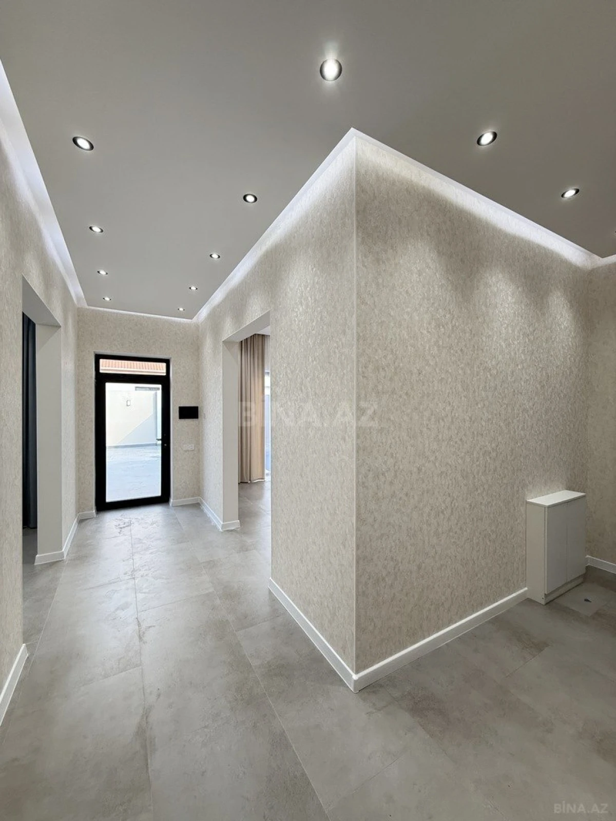 Satılır 4 otaqlı həyət evi 160 m²