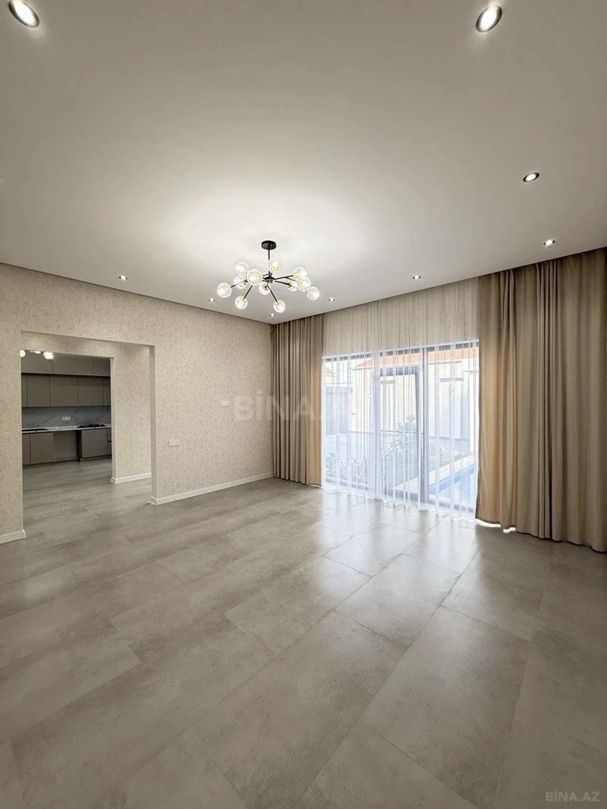 Satılır 4 otaqlı həyət evi 160 m²