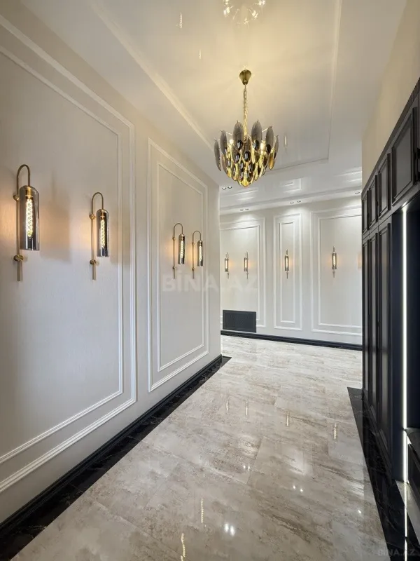 Satılır 5 otaqlı həyət evi 400 m²