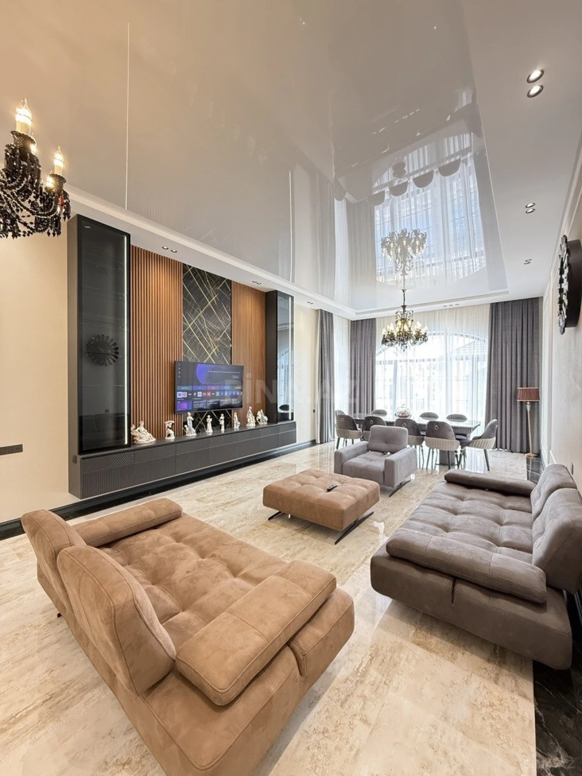 Satılır 5 otaqlı həyət evi 400 m²