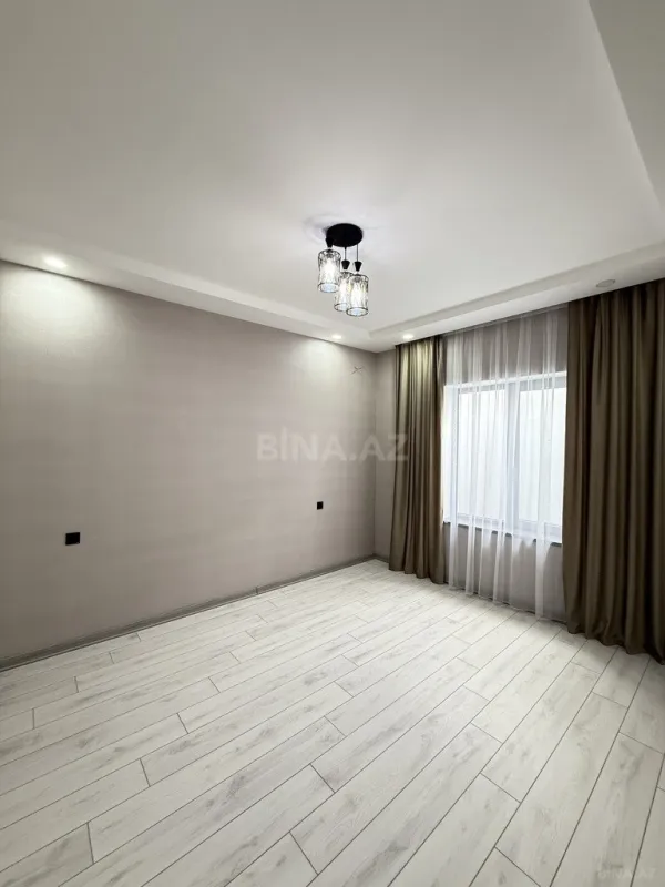 Satılır 4 otaqlı həyət evi 135 m²